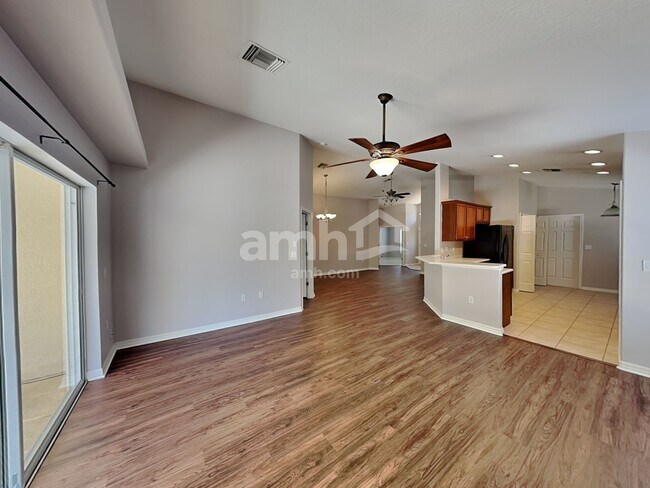 Building Photo - 33347 Irongate Dr