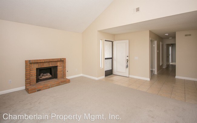 Building Photo - 2 br, 2 bath House - 812 Caminito Rosa