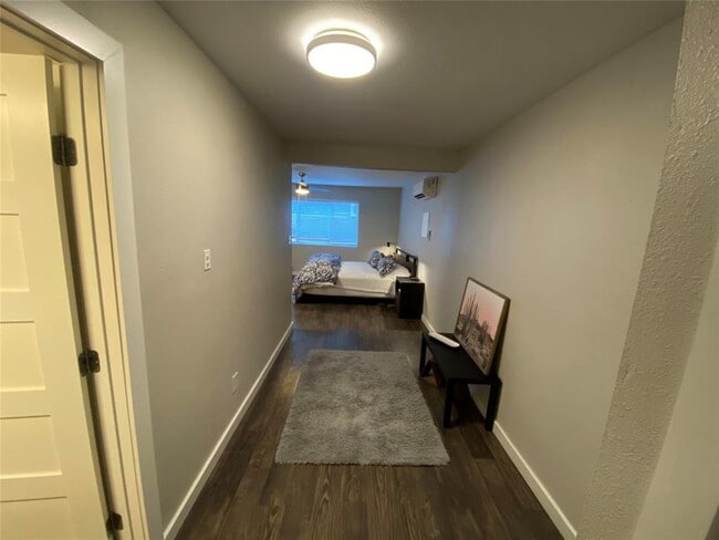 Foto del edificio - 3503 Harmon Ave