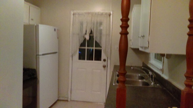 Building Photo - 14215 Randall Dr