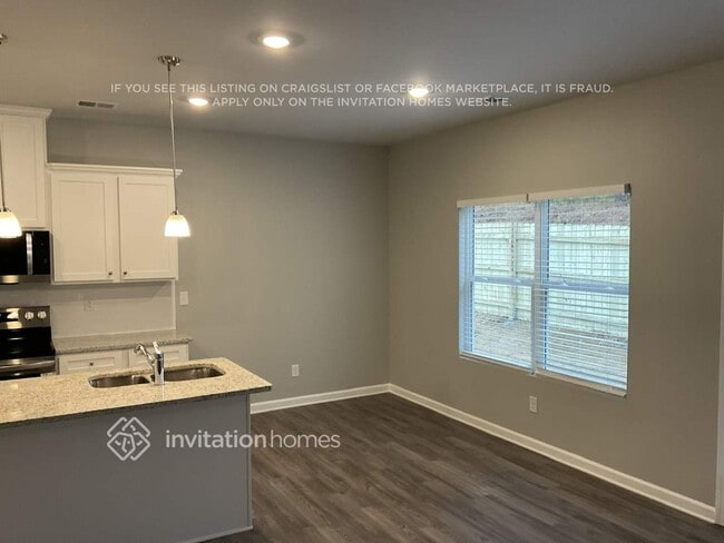 Building Photo - 105 Streambank Ct