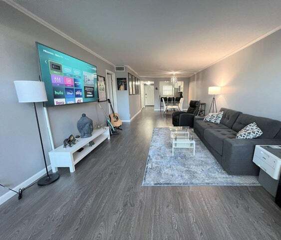 Foto del edificio - 2920 SW 22nd Ave