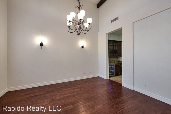 Building Photo - 4 br, 3.5 bath House - 9209 E. Desert Arroyos