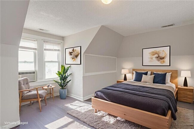 Foto del edificio - 3901 Newport Ave