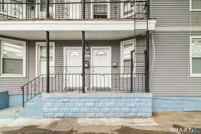 Building Photo - 705 Dixwell Ave