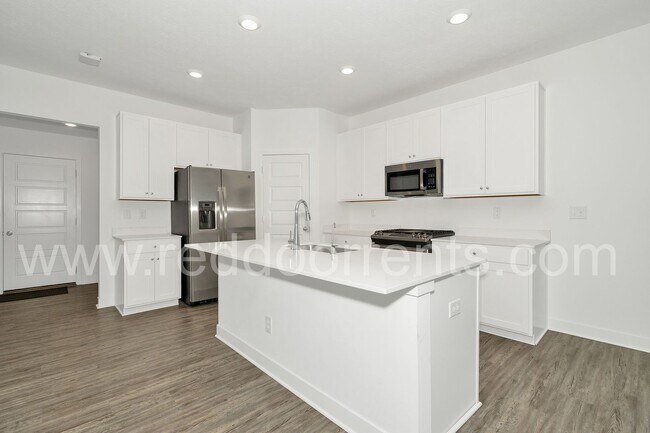 Building Photo - Bright & Modern 3-Bed Home in Noblesville — Close to Downtown Charm!