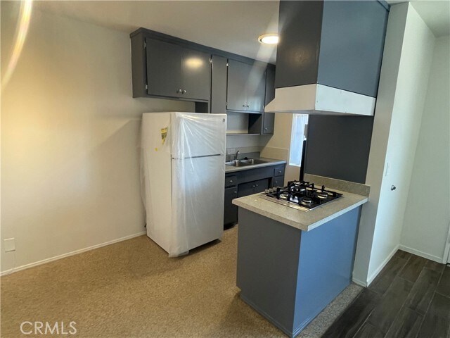 Building Photo - 6510 Marbrisa Ave