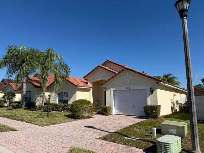 Foto del edificio - 328 Robin Rd