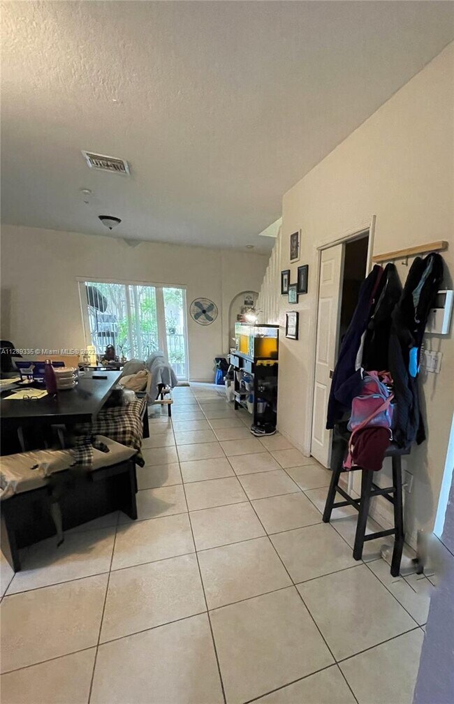 Building Photo - 5630 NW 114th Path