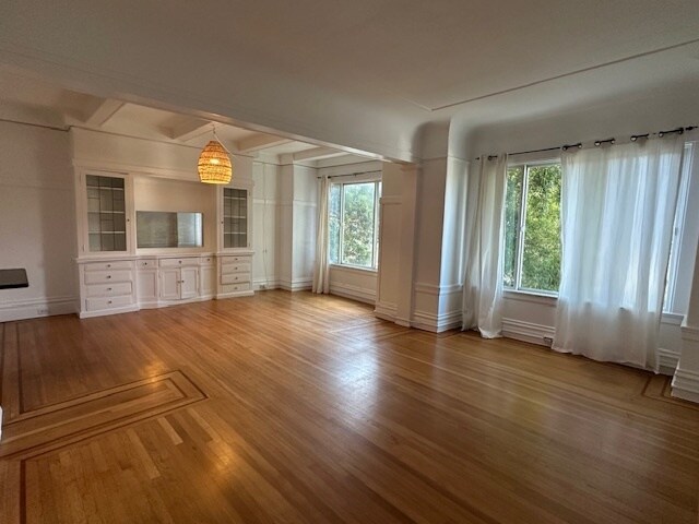 Foto principal - 1364 Broadway