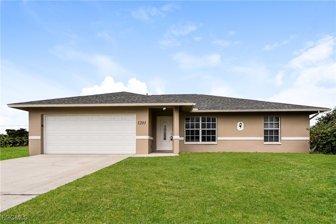 Primary Photo - 1201 NE 19th St