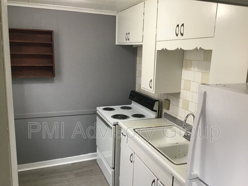 1441 SW Van Buren St Unit B, Topeka, KS 66612 Condo for Rent in