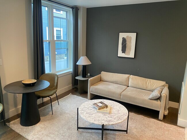 Foto del edificio - 436 McGrath Hwy
