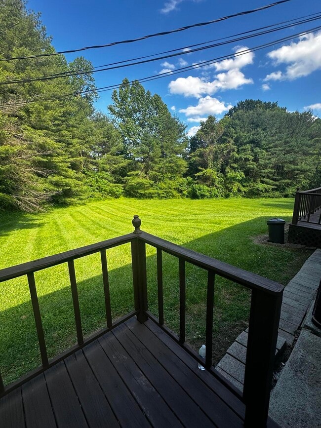 Building Photo - 106 Sharon Dr