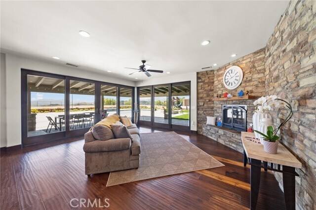 Foto del edificio - 29732 Arroyo Oak Ln