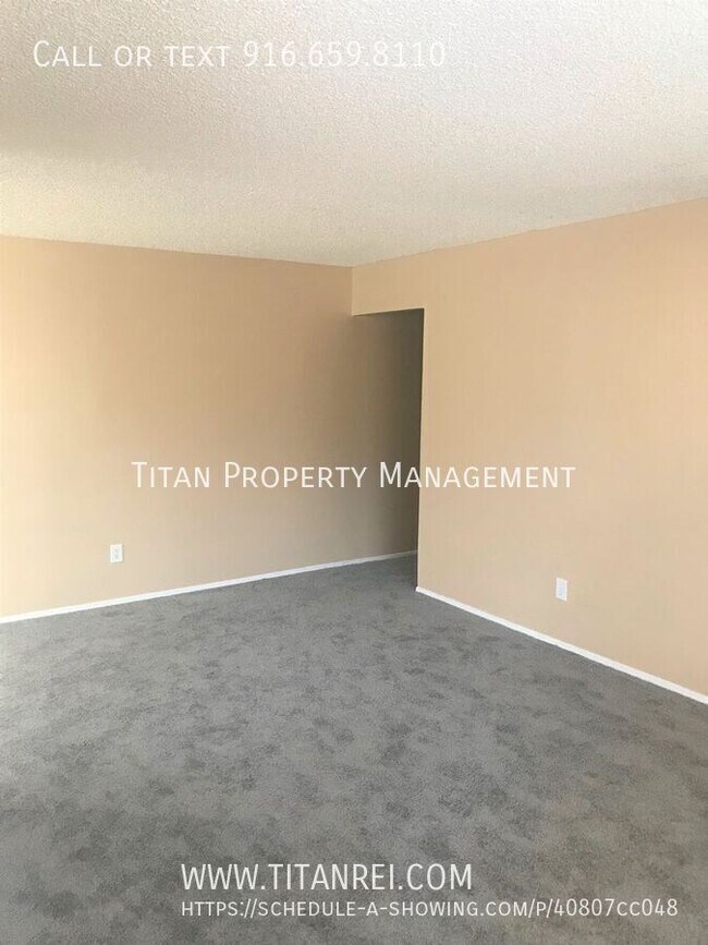 Building Photo - 770 Carro Dr