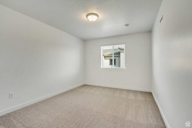 Building Photo - 2058 Sawmill Blvd