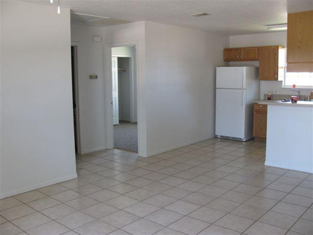 Foto del edificio - 8701 N Hwy 77