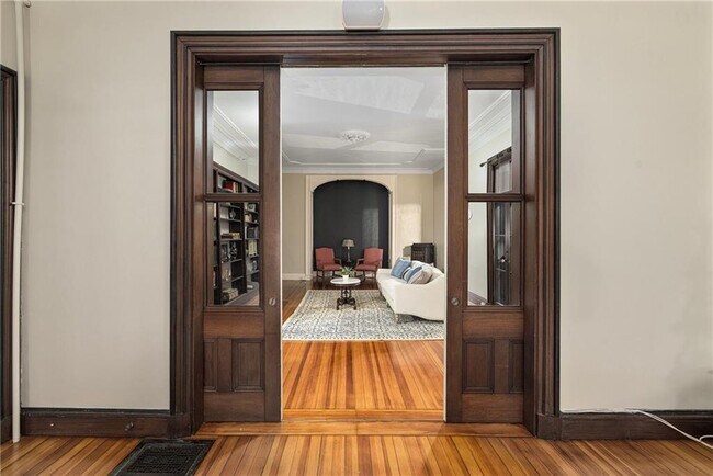 Foto del edificio - 31 Old Beach Rd