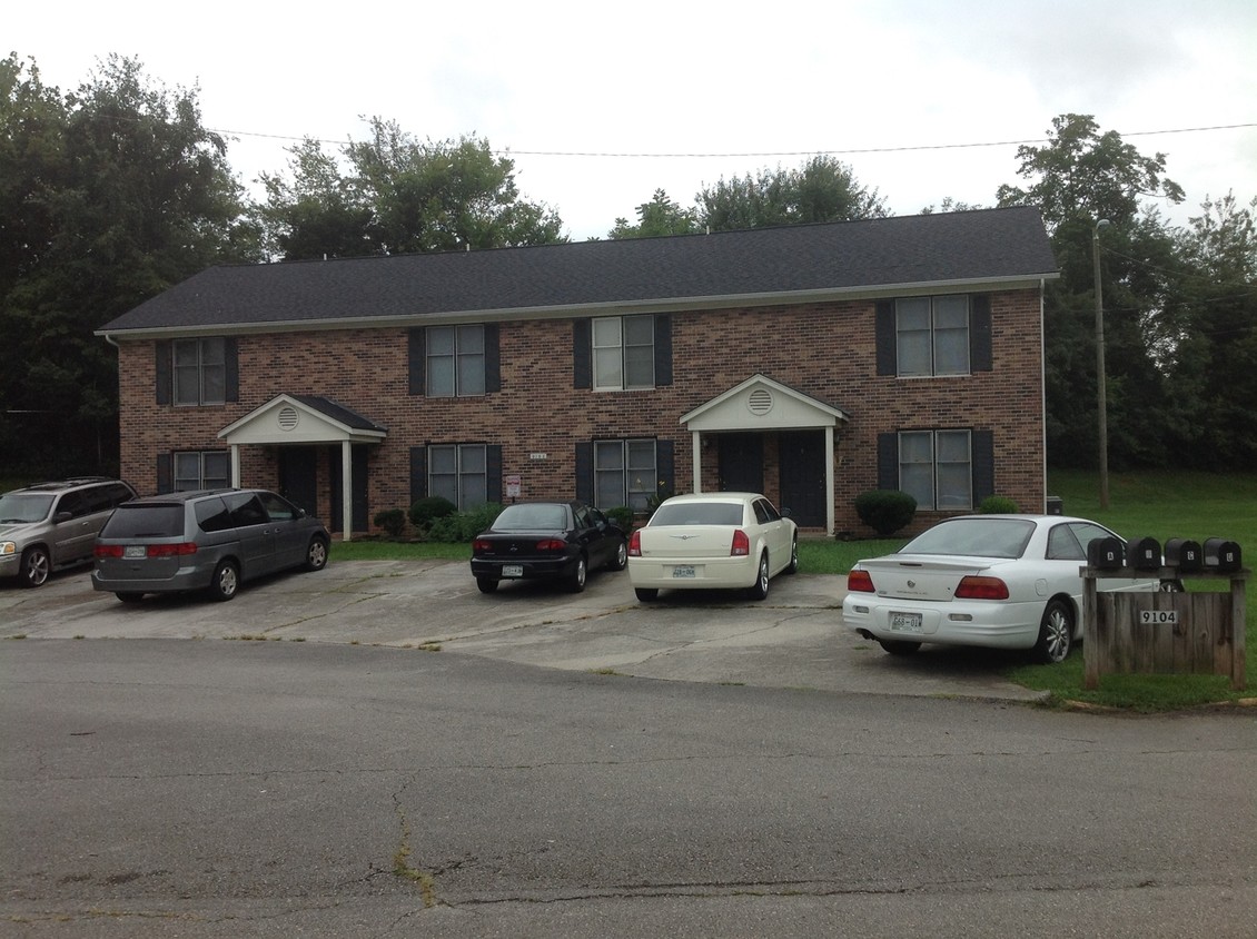 Primary Photo - 9104 Parktop Ln