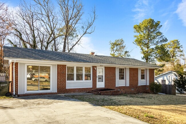 Foto del edificio - 2910 Kanewood Dr