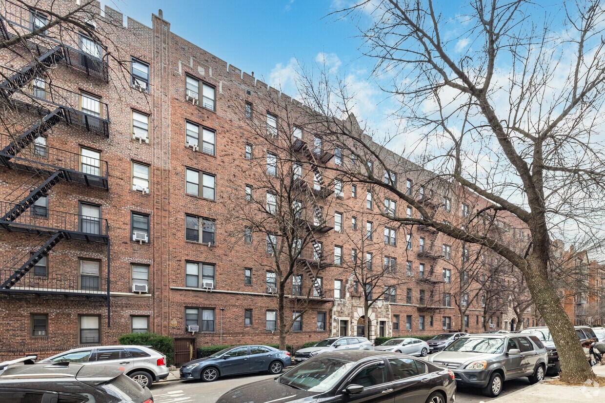 Building Photo - 4119 41st St