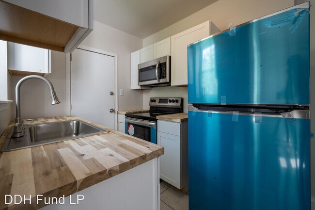 Foto del edificio - 3 br, 1 bath House - 335 N Redfield St