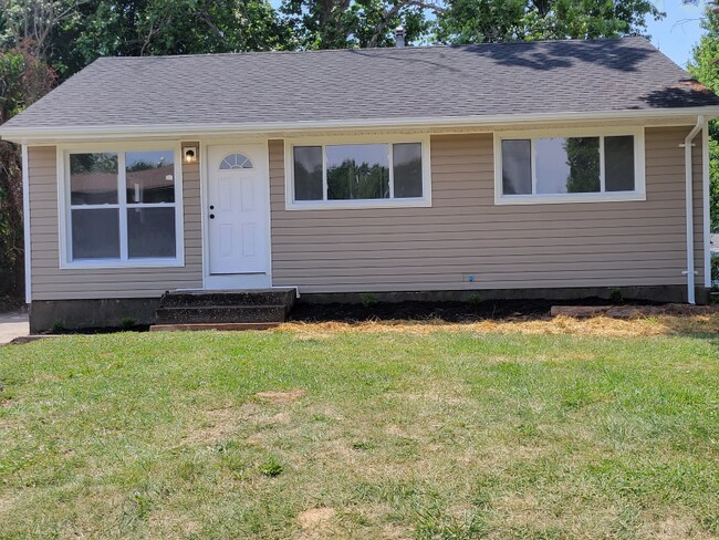 Building Photo - 336 Shepley Dr