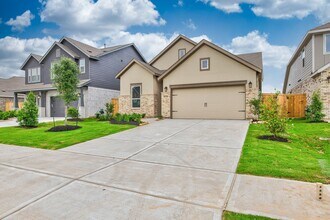 Building Photo - 31726 Wild Mdw Dr