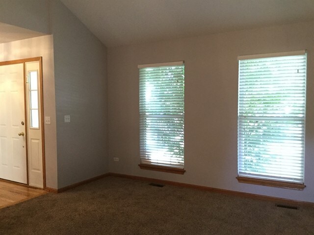 Foto del edificio - 2122 Willow Lakes Dr