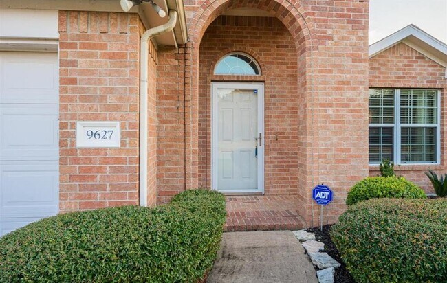 Building Photo - 9627 Gold Rush Springs Dr