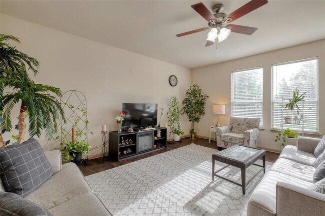 Foto del edificio - 20632 Farm Pond Ln