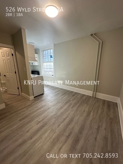 Building Photo - Two Bedroom Apartment (KNRJ PM)