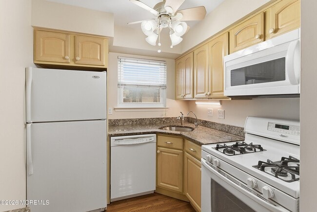 Building Photo - 1201 Normandy Ct