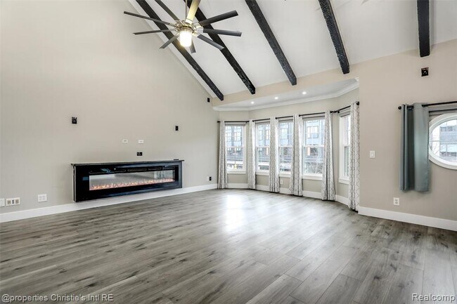 Foto del edificio - 2542 Woodward Ave
