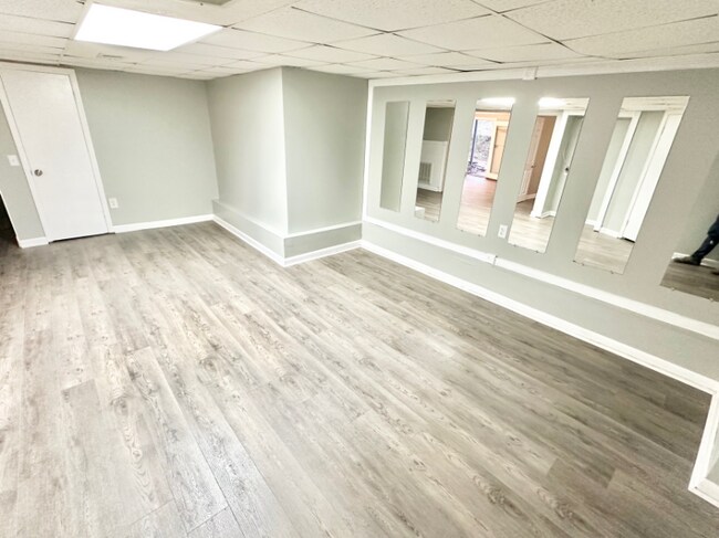 Foto del edificio - 3816 Chapel Hill Rd
