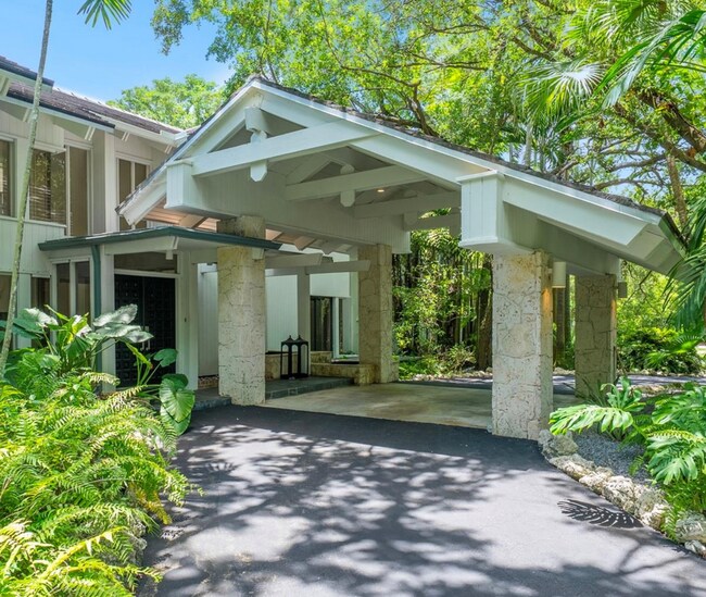 Foto del edificio - 5600 Oakwood Ln