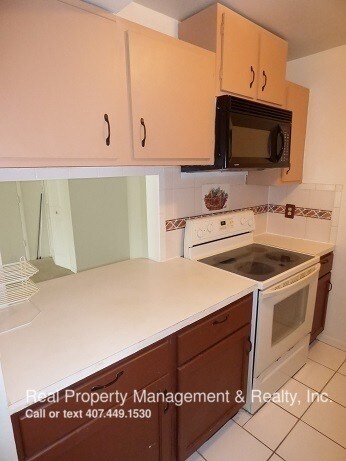 Foto del edificio - 3284 S Semoran Blvd