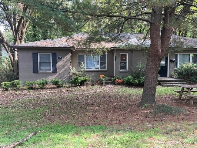 Photo - 43 Davie Cir House