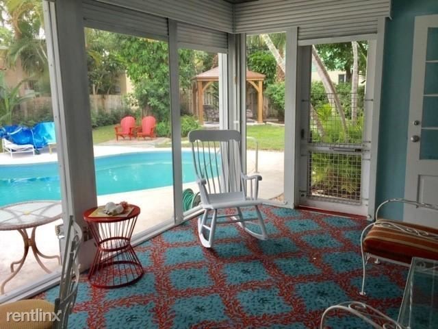 Building Photo - 4 br, 3 bath House - 50 Palm Sq