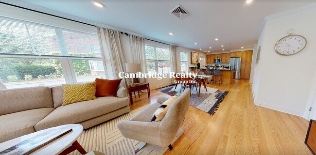 Building Photo - 202 Paine Ct