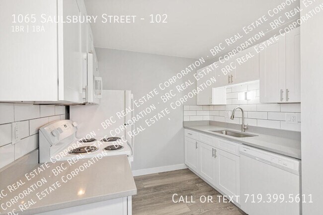 Building Photo - 1065 Saulsbury St