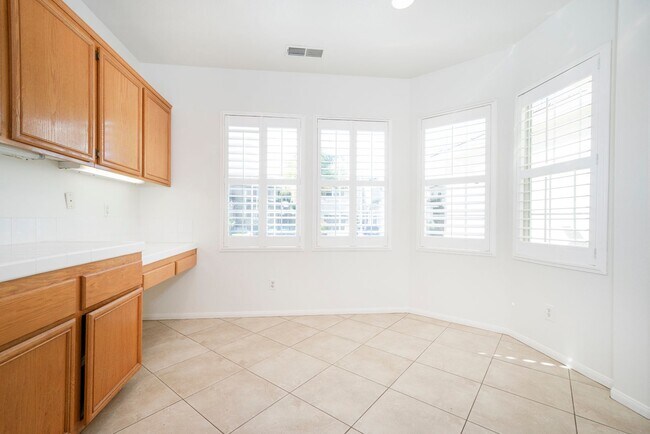 Foto del edificio - Charming Single Level Home in Oceanside