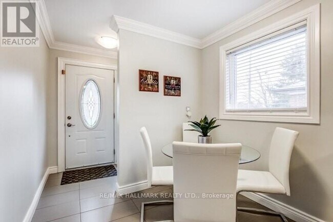 Building Photo - 336 Skopit Rd