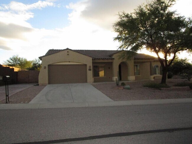 Building Photo - 14020 E Anacapa Dr