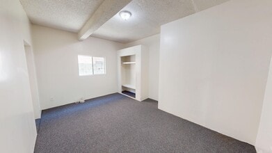 Building Photo - Beautiful Dormitory Style Housing Available