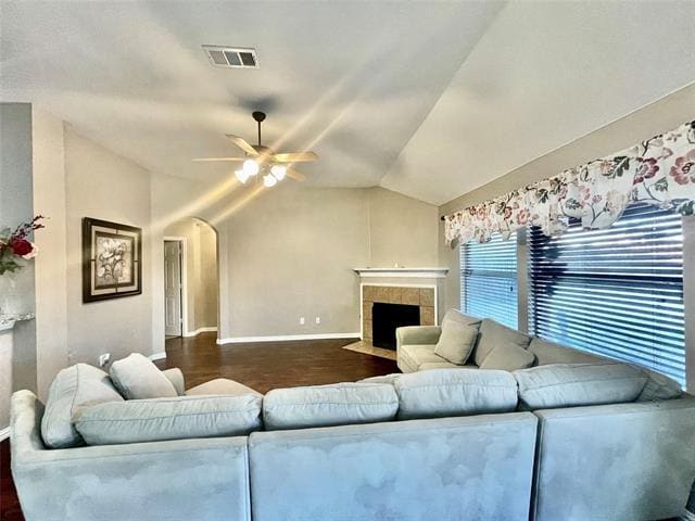 Building Photo - 3210 W Glenwood Dr