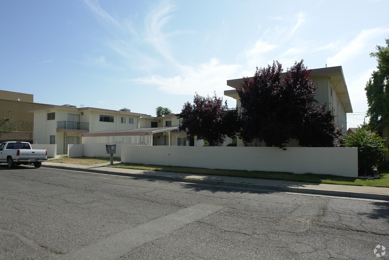 Foto principal - 1680-1695 Ellen Ave