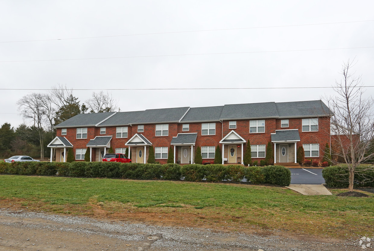 Foto del edificio - Mill Creek Townhomes