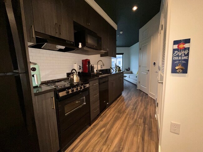 Foto del edificio - 2550 17th St NW